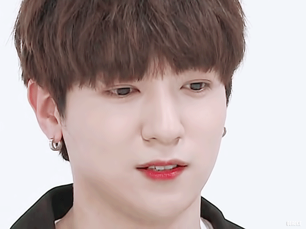 ACLNUE.gif
