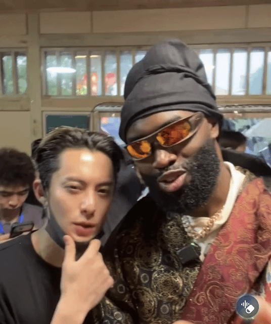 AJAfyV.gif