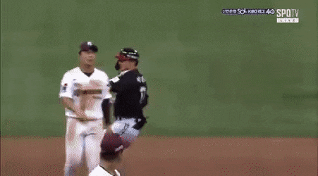 AfhGkv.gif