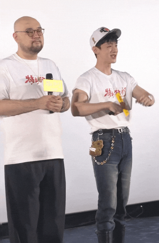 AgDQRo.gif