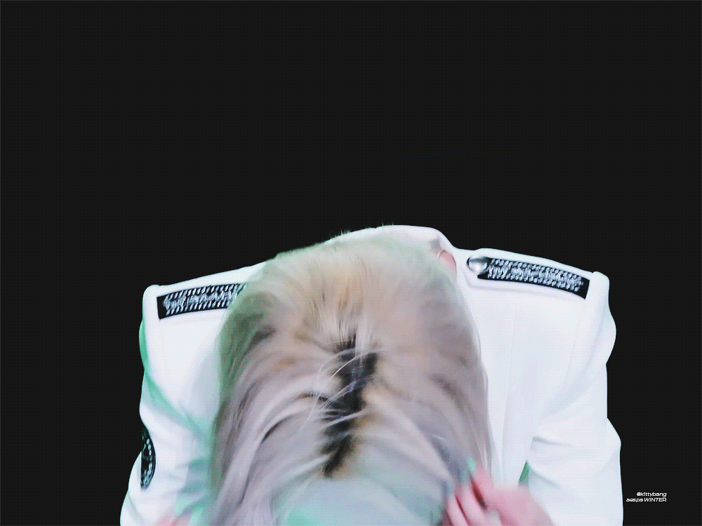 AqNxvk.gif