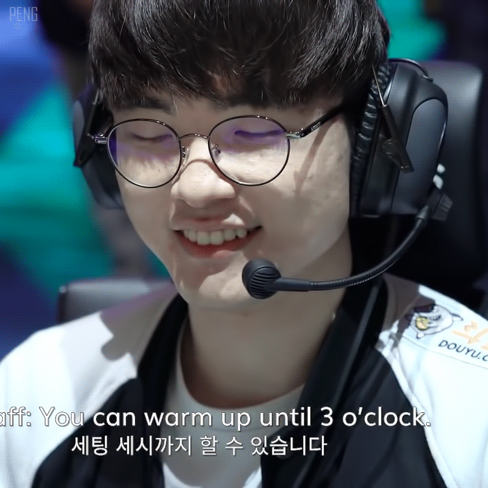 ArDvbF.gif