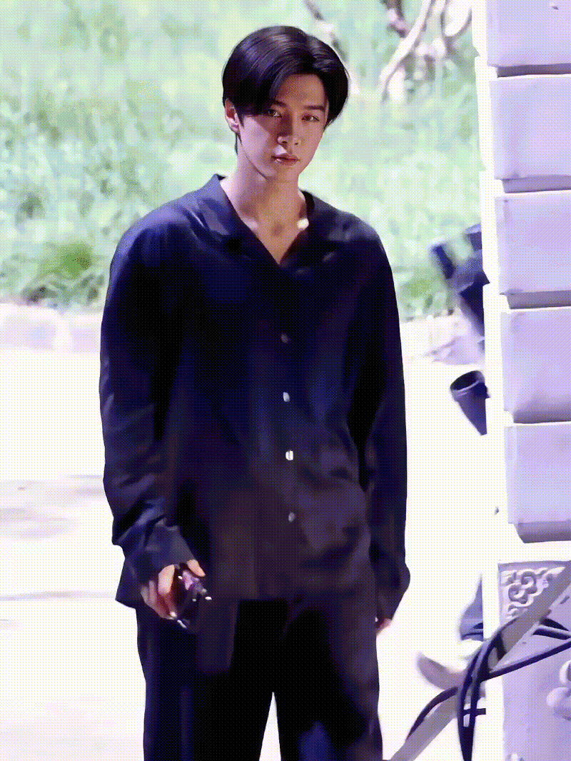 AypWSo.gif