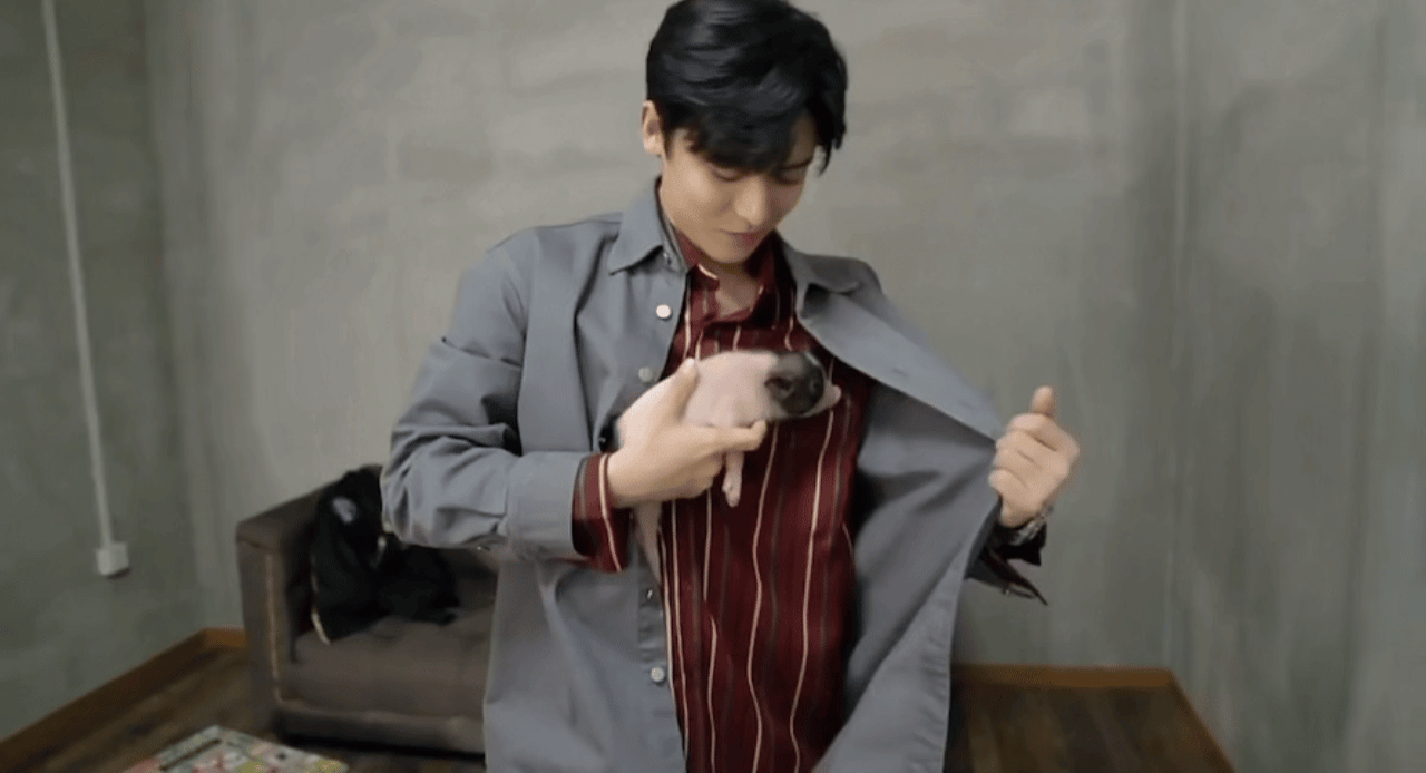 BIYISM.gif