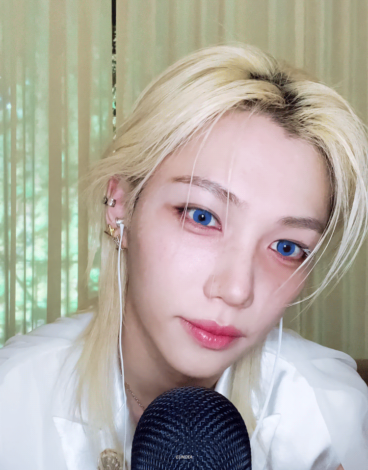 CvGQBx.gif