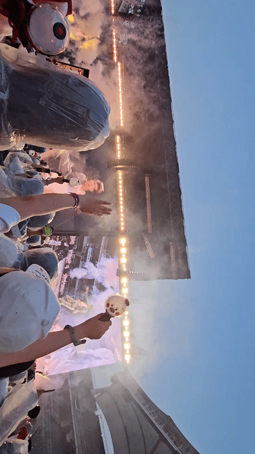 CxnrLt.gif
