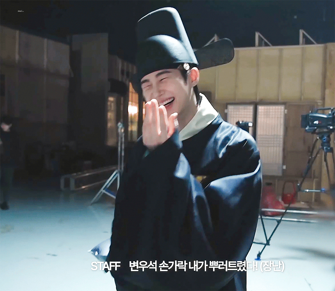 CycoXW.gif