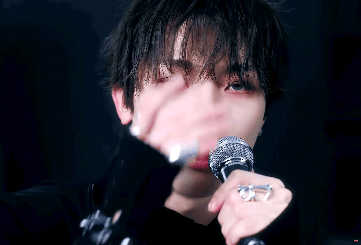 DfbgWj.gif