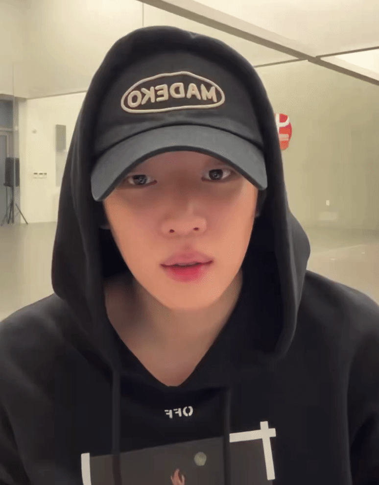 DhlxkK.gif