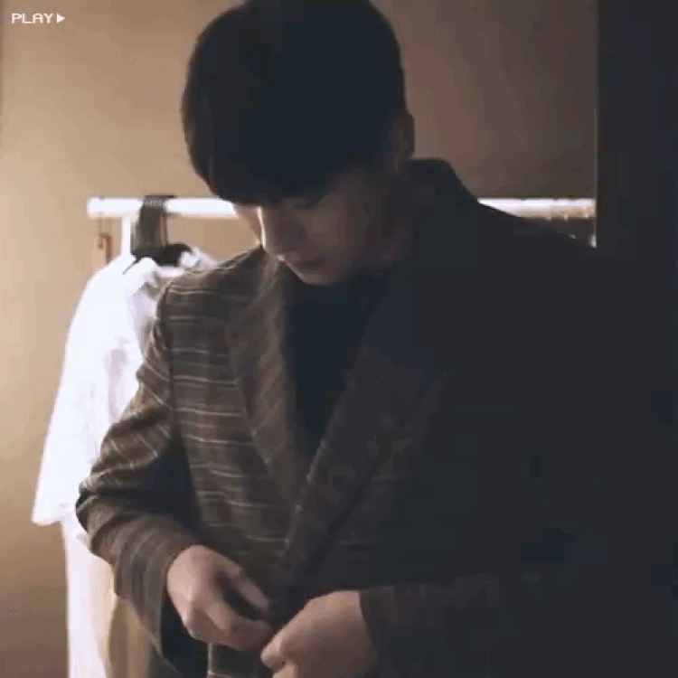 DjMiKI.gif