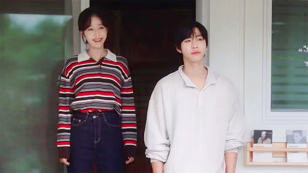EJhyJW.gif