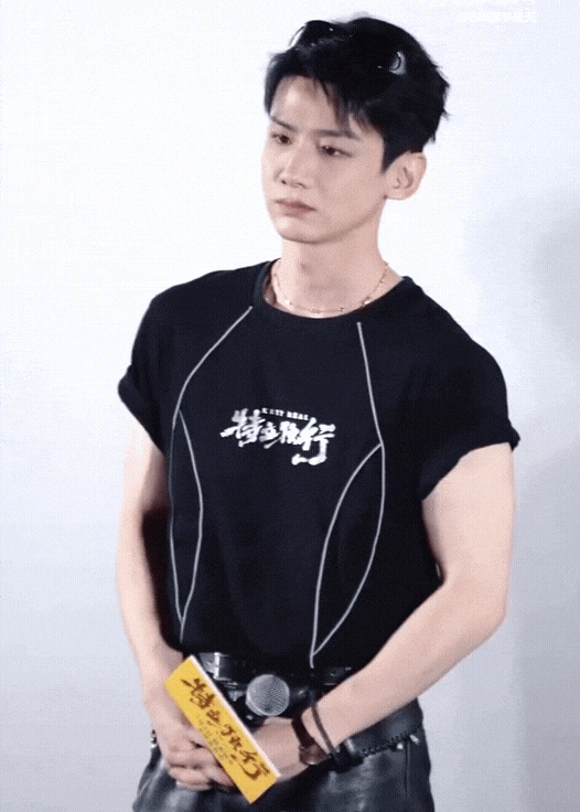 EOAXgz.gif