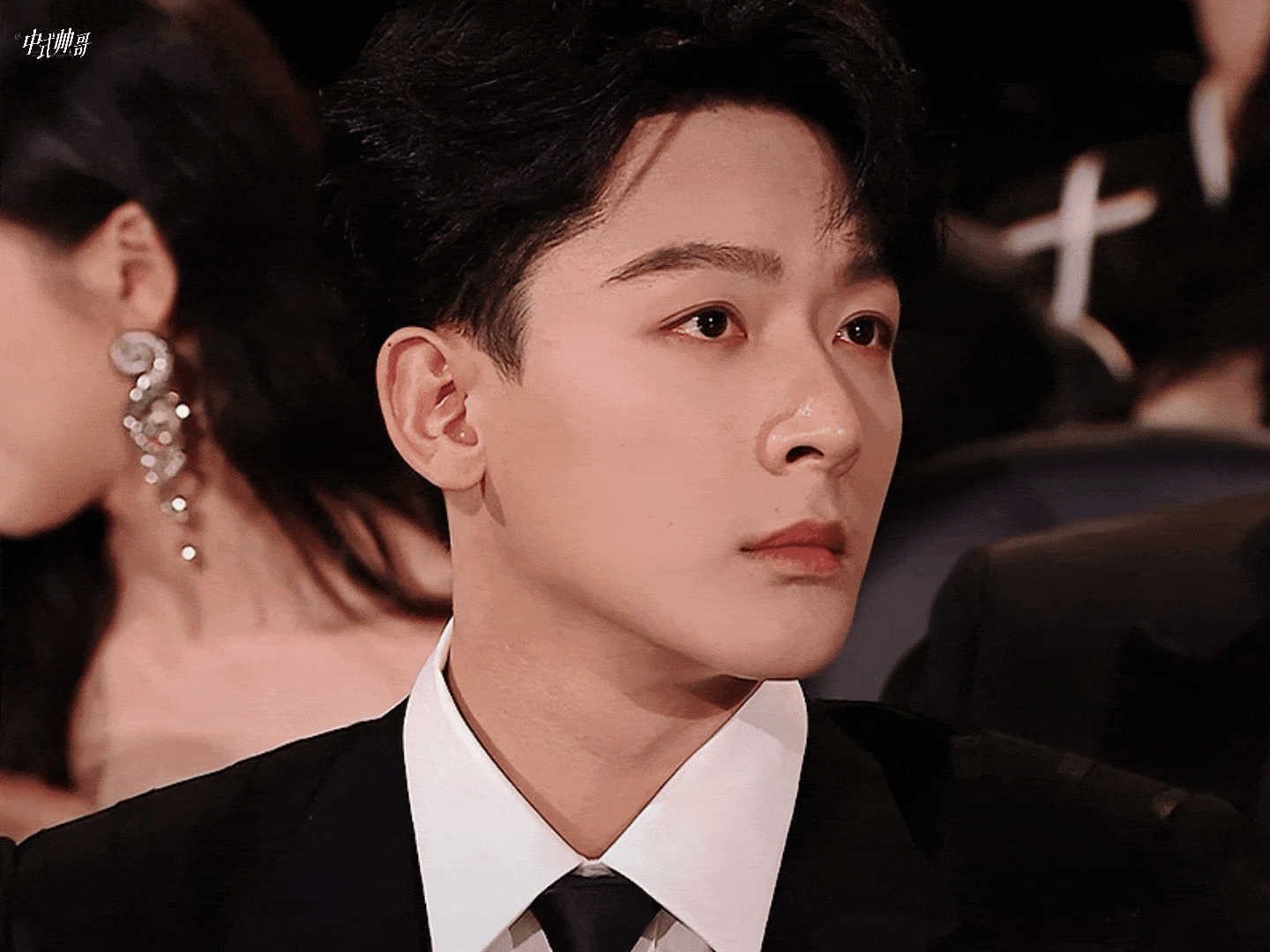EQBWaI.gif