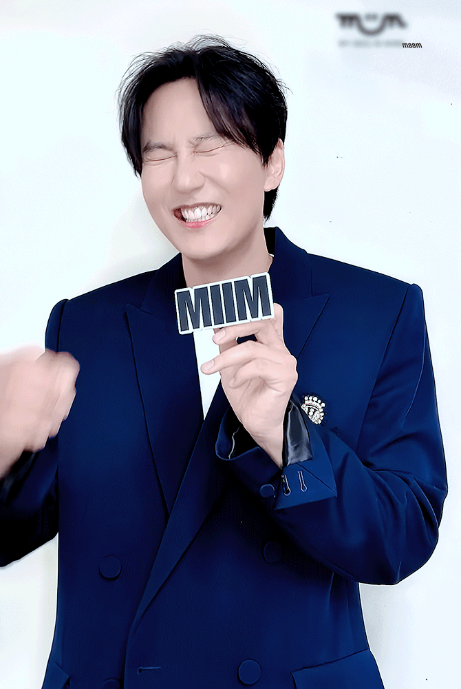 EYLkYI.gif