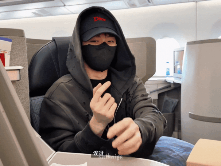 FEtuXk.gif