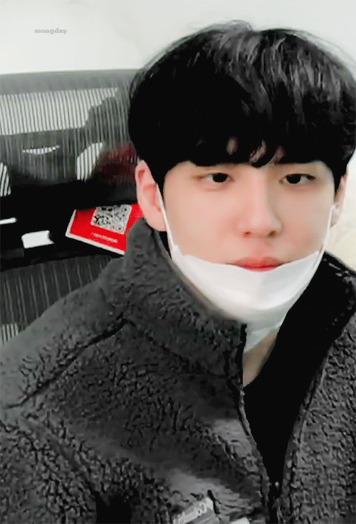 FnIUYH.gif