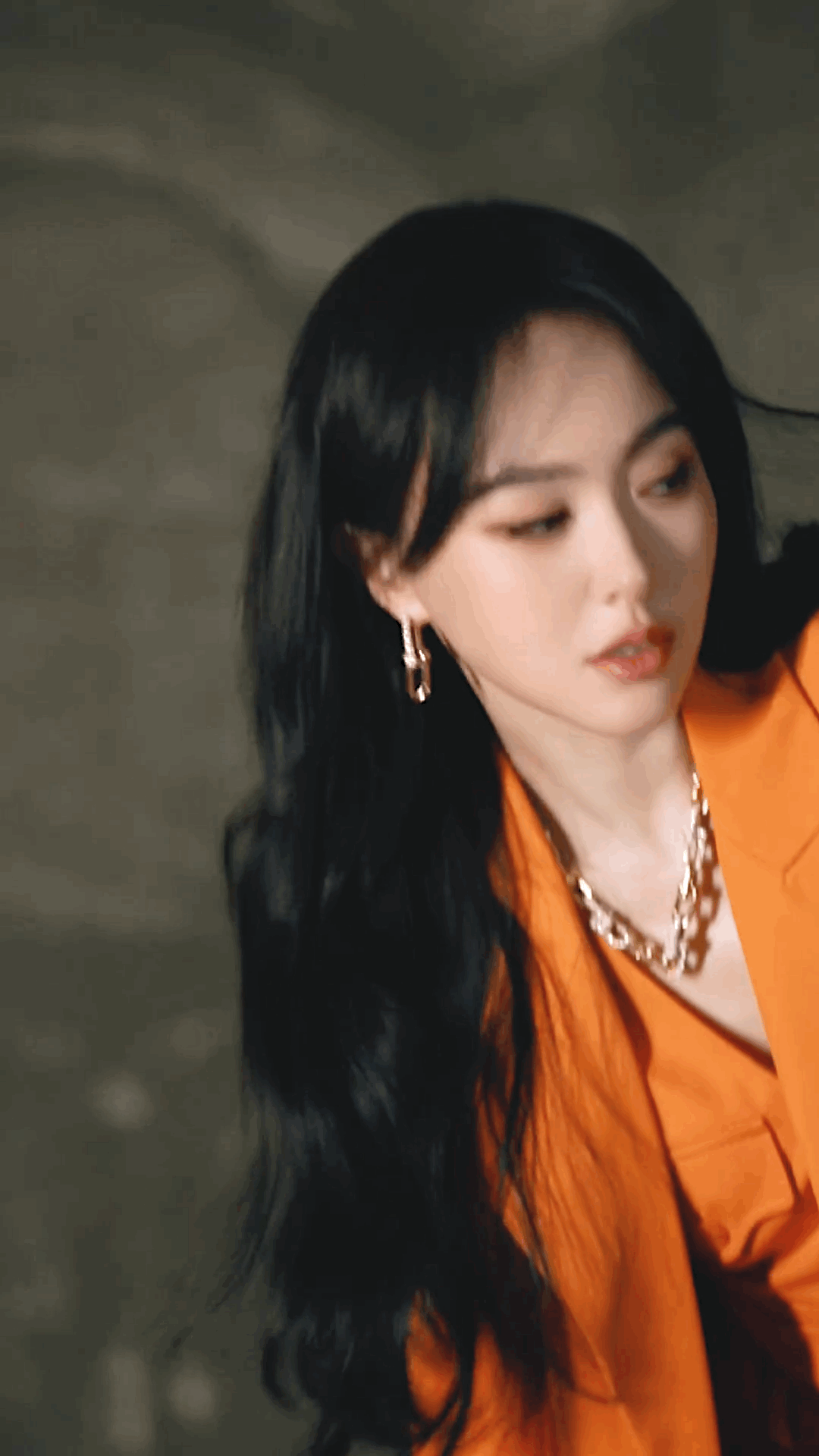 GIhjIj.gif