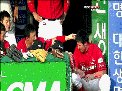 GLAloj.gif