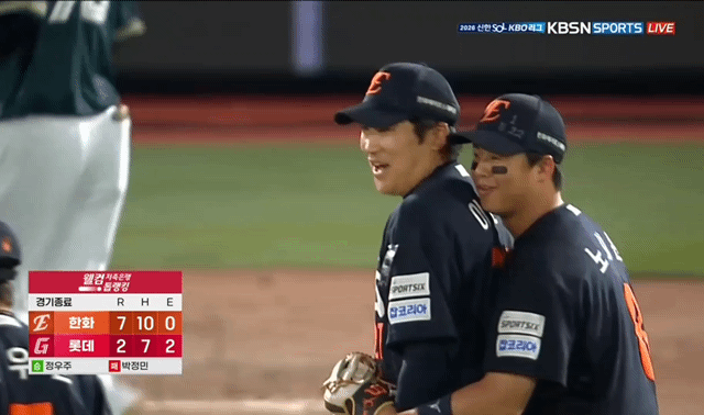 GXxHjP.gif