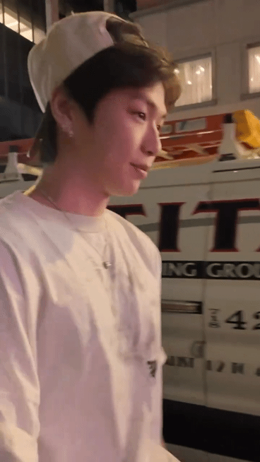 GZKfQj.gif