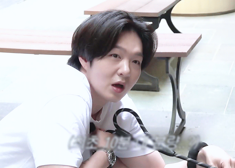 GtFYuJ.gif