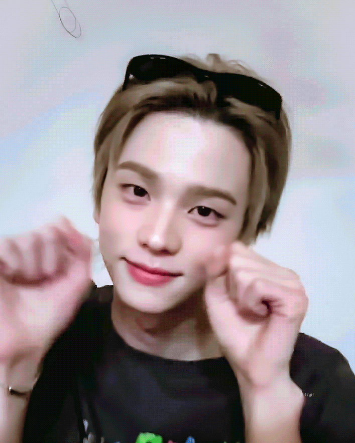 GxUCLK.gif