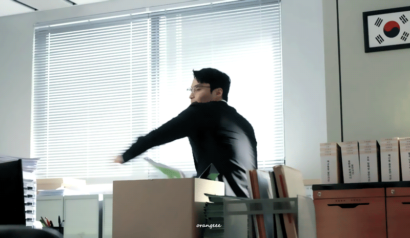 HDjUkj.gif