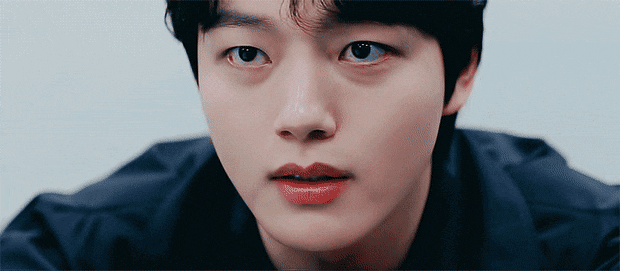 HHnJRV.gif