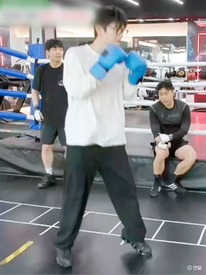 HTeEnM.gif
