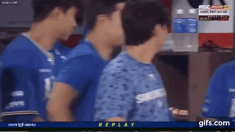 HUiGtP.gif