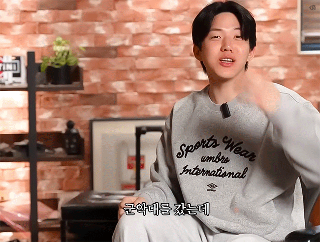 HjUPyt.gif