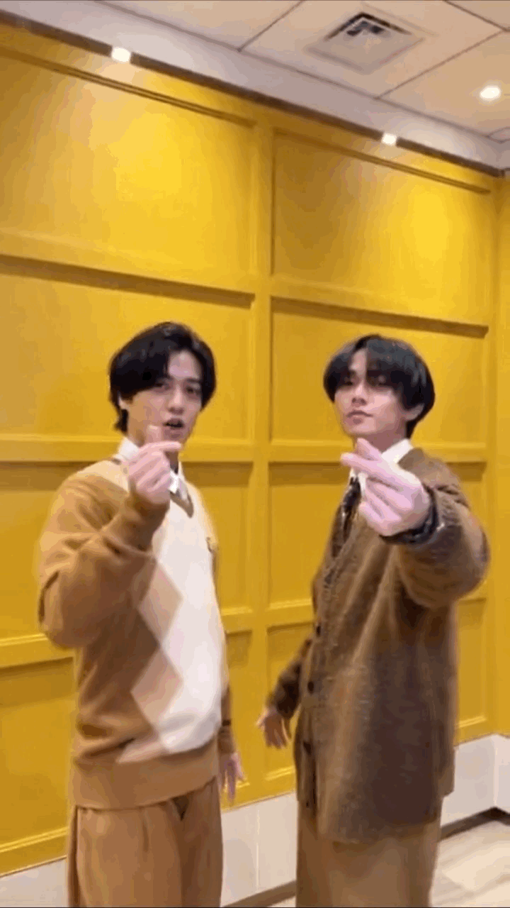 HkAGNI.gif