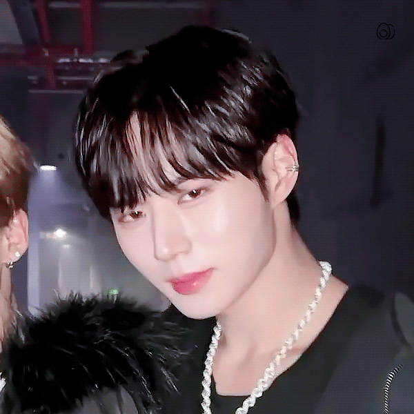 IDKnQX.gif