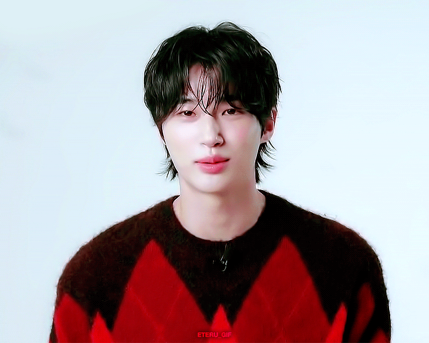 IUanEm.gif