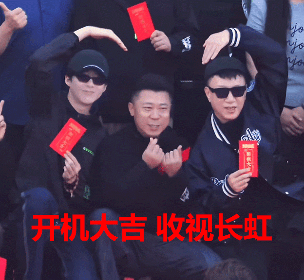 IocxIl.gif