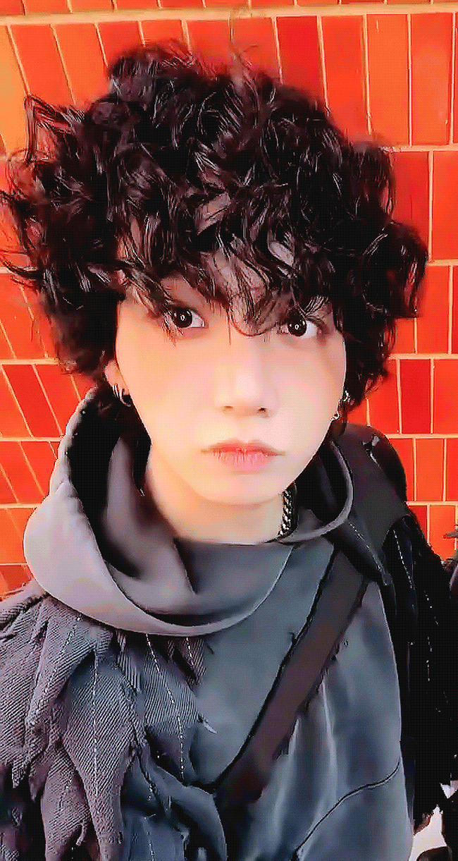 ItiOtV.gif