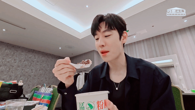 IxCHyc.gif