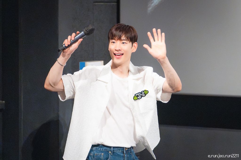 IyJowW