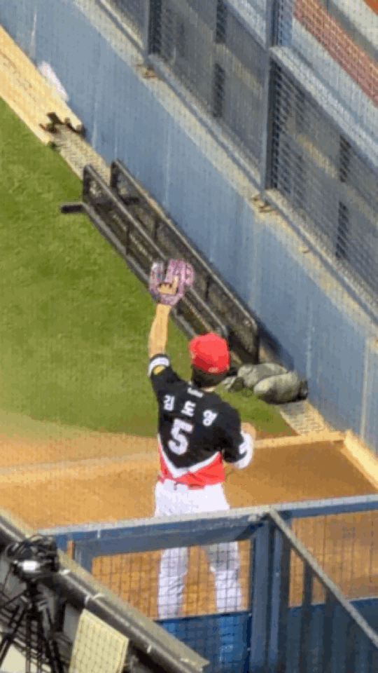 JEXYaC.gif