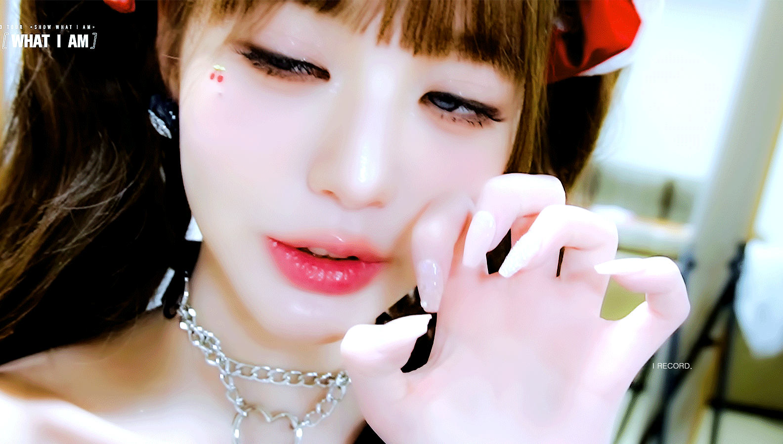 JEyeON.gif