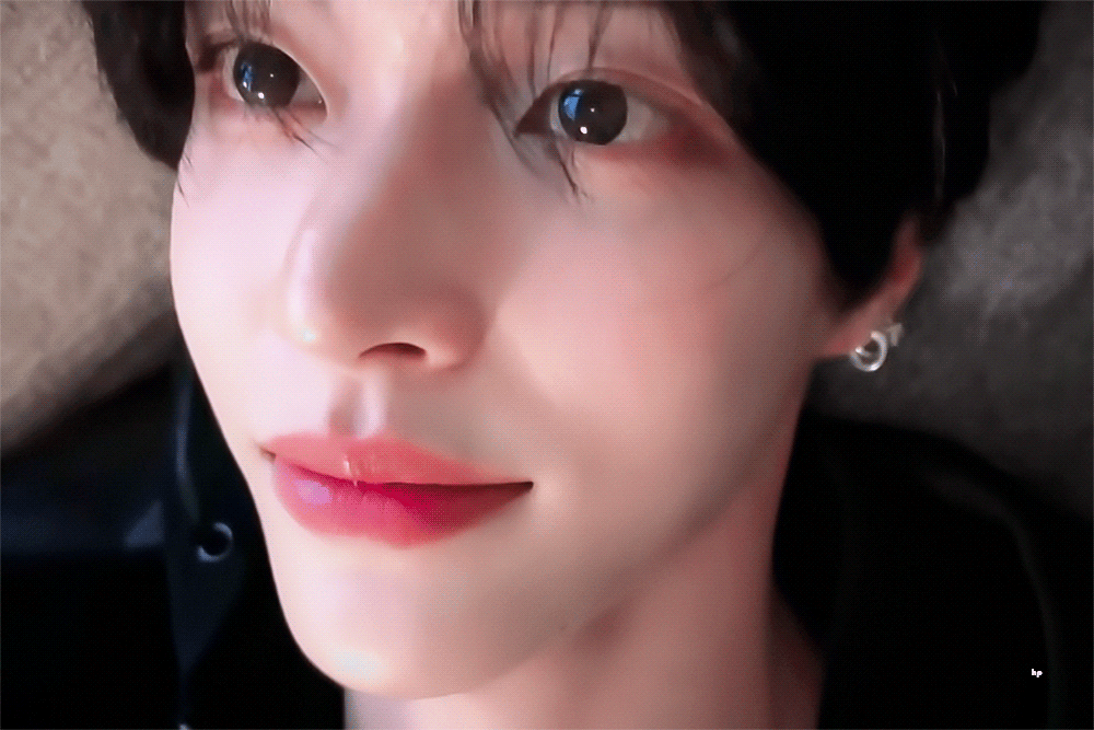 JIHmrw.gif