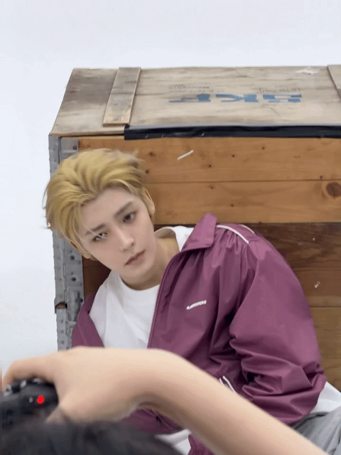 JKUxdG.gif