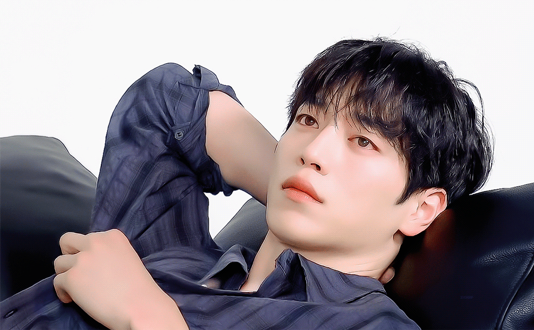 JXUPJR.gif