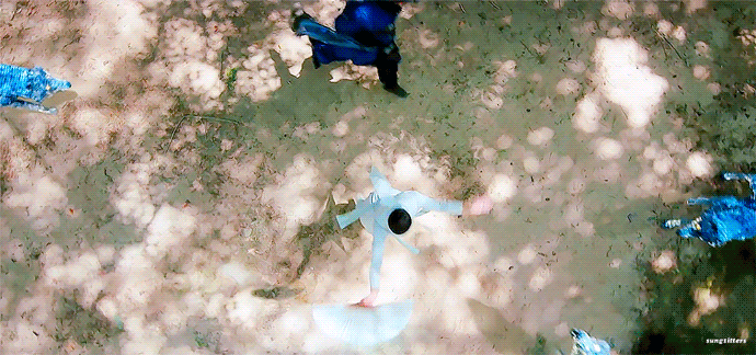 JZazIu.gif