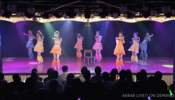 JpZaOa.gif