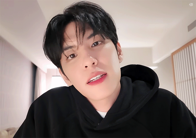 Jxnrrr.gif