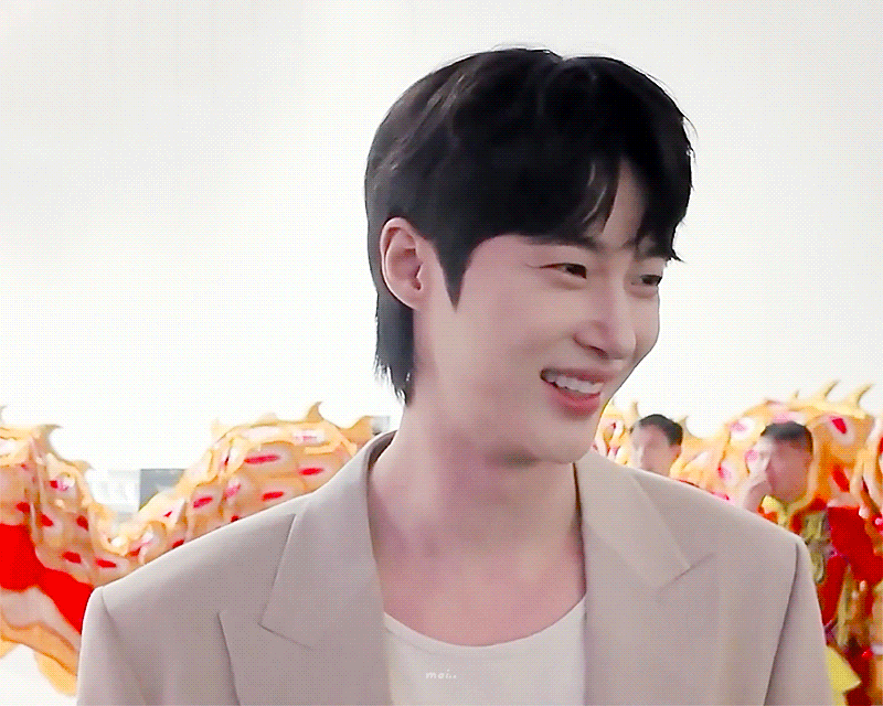 KBtfbZ.gif
