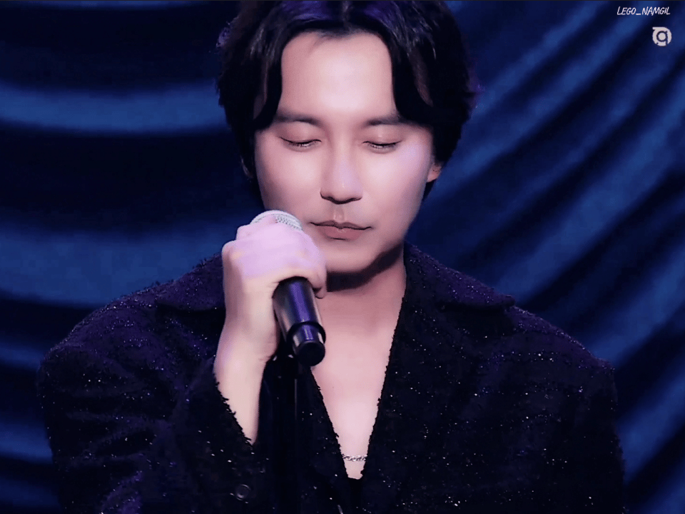 KCDjxq.gif