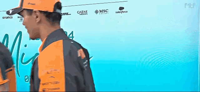 KNIiqE.gif
