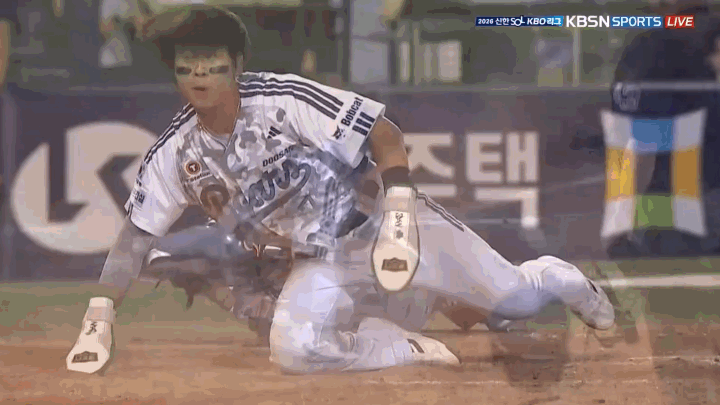 KfMbBe.gif